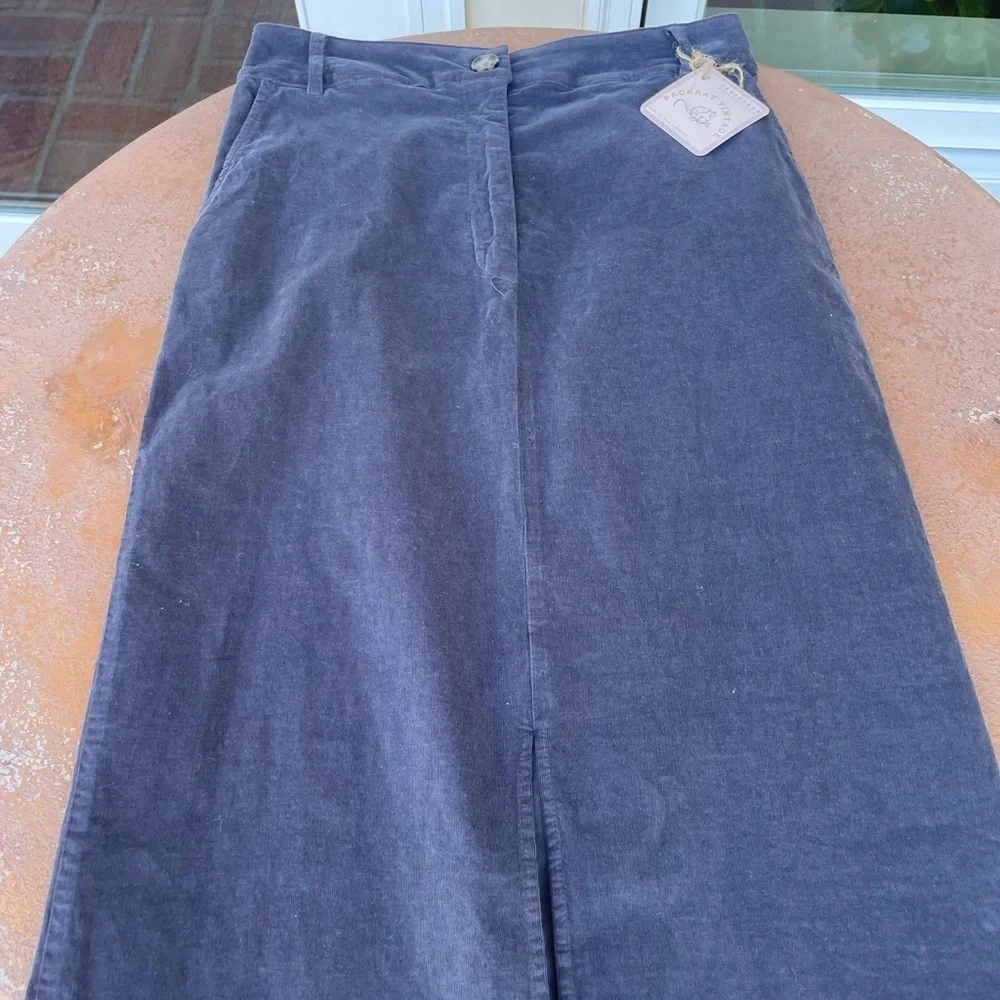 NWOT Gray corduroy midi skirt with a split sz xs
